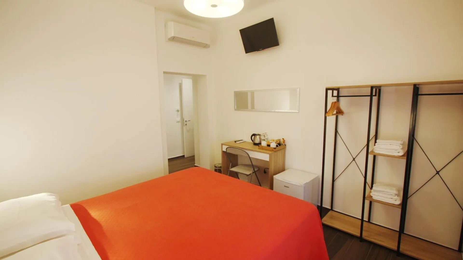 Barbj'S Rooms La Spezia Italy