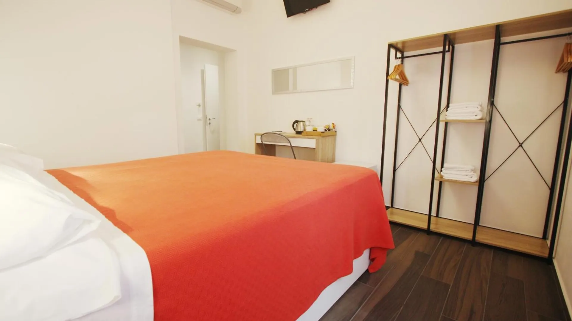 Barbj'S Rooms La Spezia Guest house